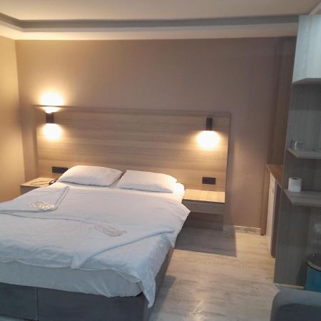 Moon Hotel Sirinevler Istanbul Exterior photo