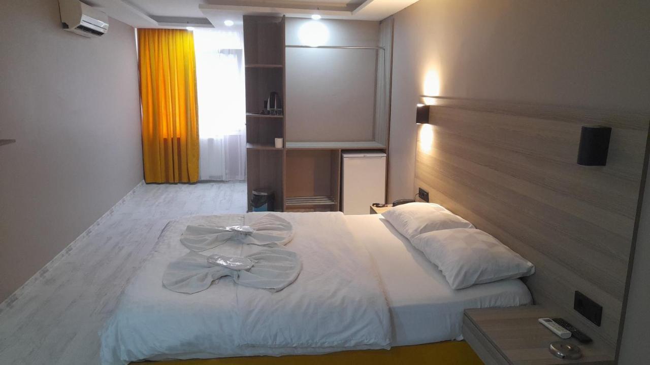 Moon Hotel Sirinevler Istanbul Exterior photo